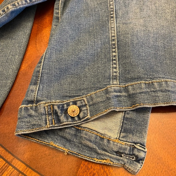 Made in Bangladesh Blue Jean Jacket - Picture 5 of 9